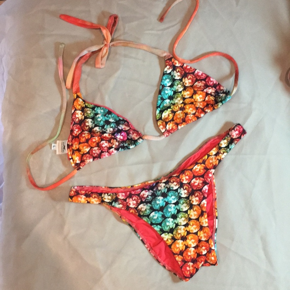 Absolutely Stunning ”Sauvage” Bikini Size: L